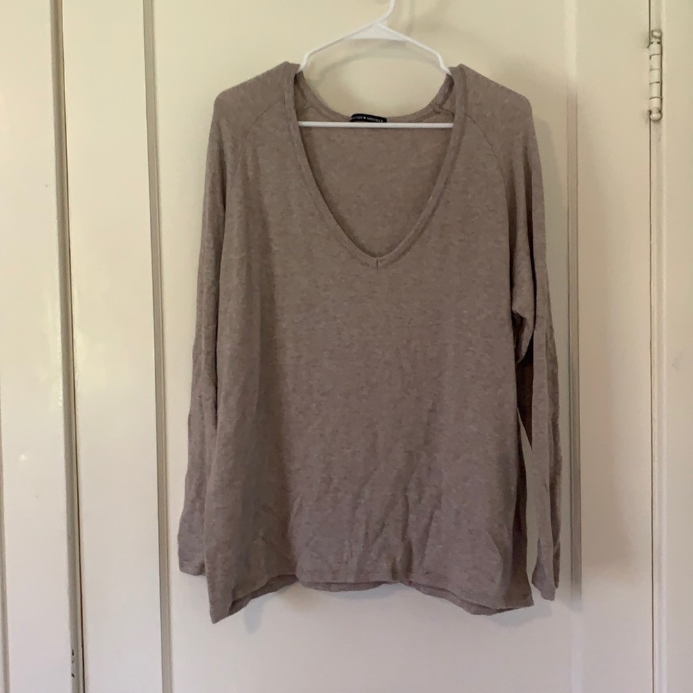 BRANDY MELVILLE Long Sleeve Top